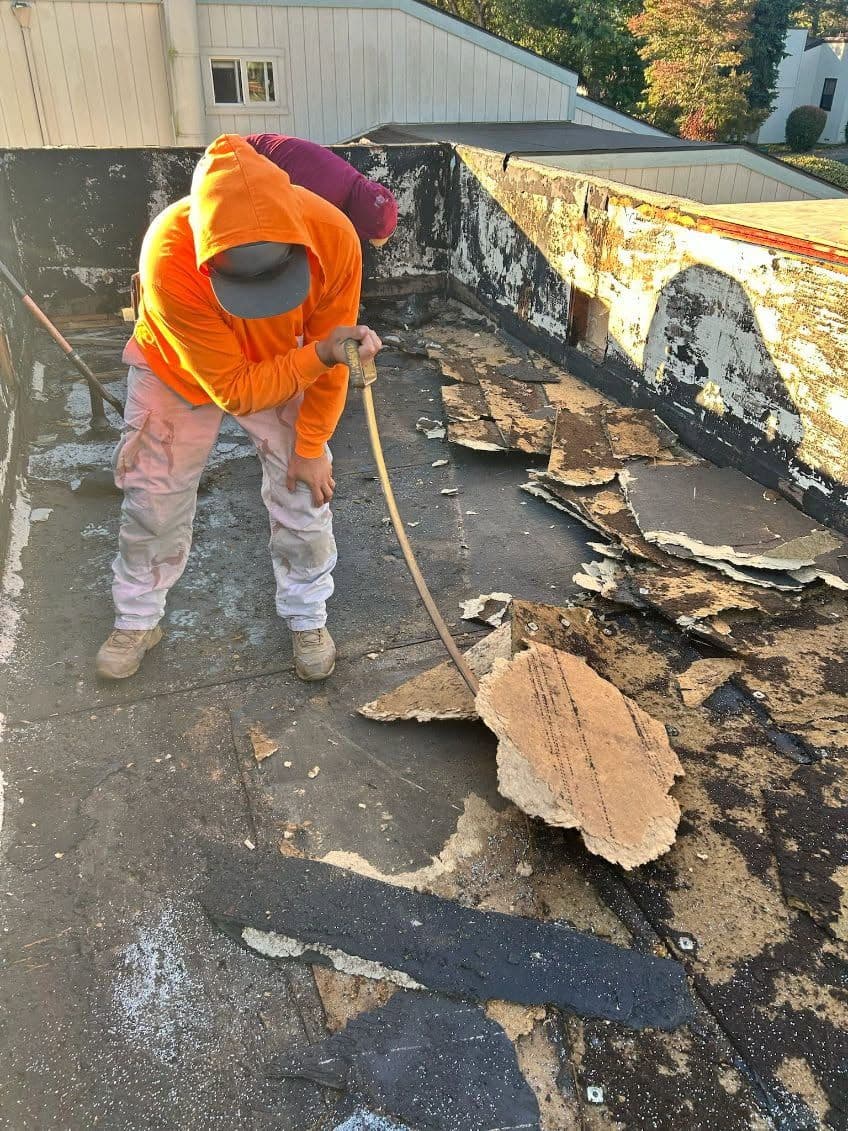 Gallery photos for Transforming Vacaville Roofs with Expert TPO Installation: Image #3