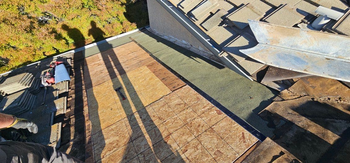 Gallery photos for Strengthening Roofs with Expert Repairs in Folsom: Image #2