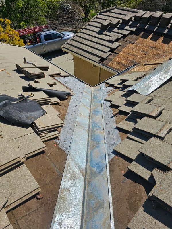 Gallery photos for Expert Tile Roof Restoration in Folsom CA: Image #1